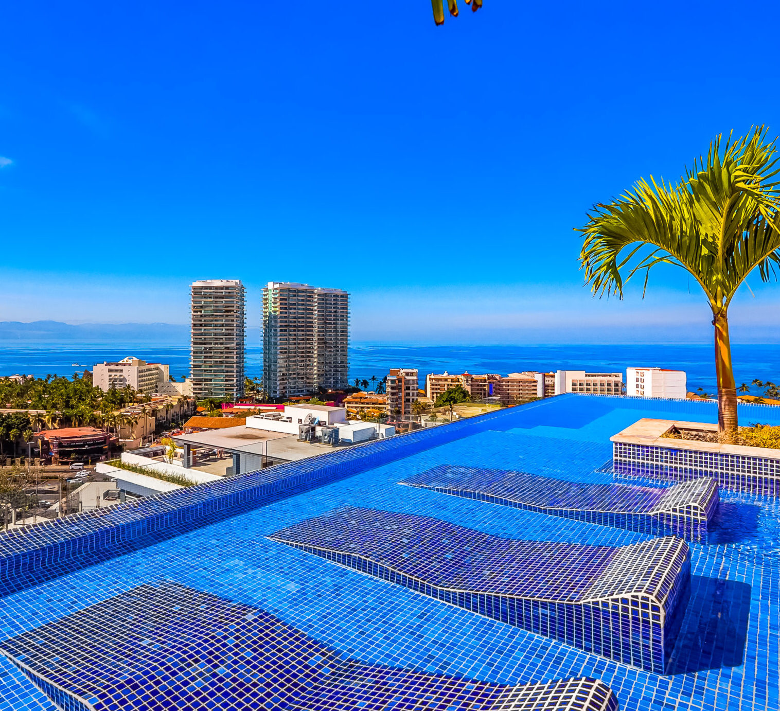 baja shelf in resort pool